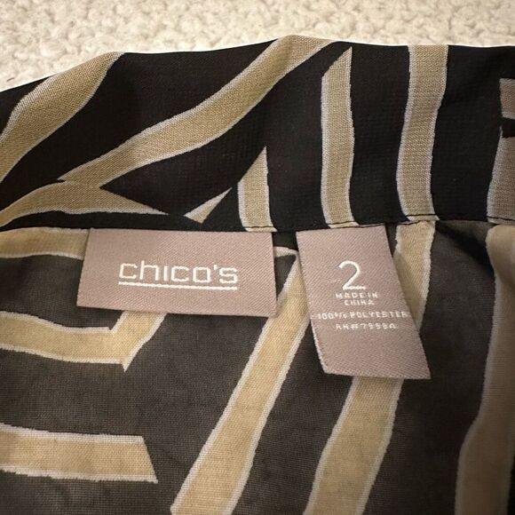 Chicos Women’s Button Down Blouse Black Tan Abstract Stripes Size 2 (Large) - Picture 7 of 12